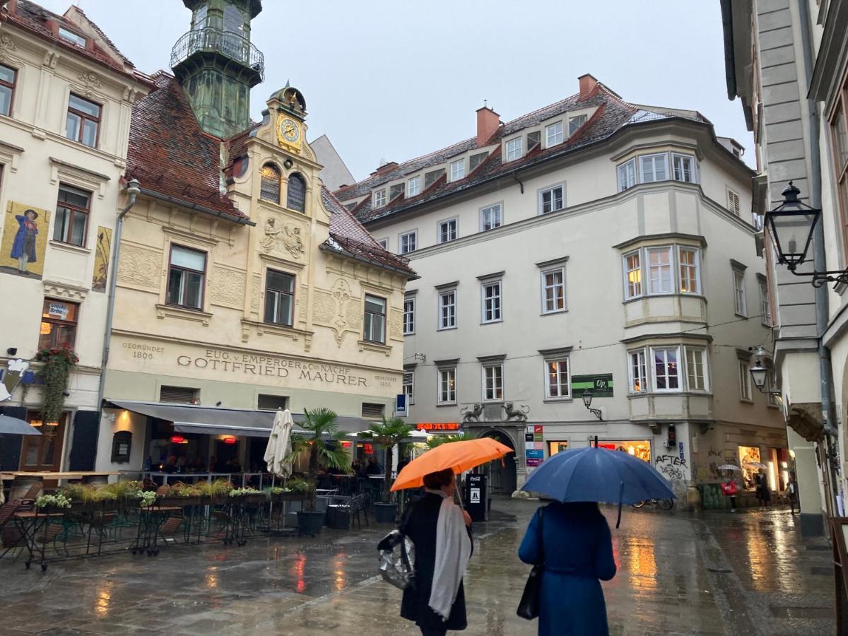 Carillon By Bestchoice - Old City - Self Check-In With Parking Option Graz Exterior photo