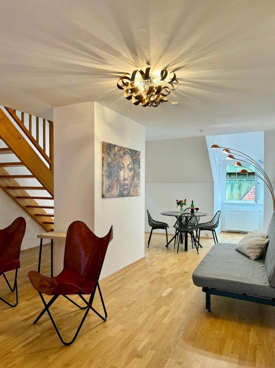 Carillon By Bestchoice - Old City - Self Check-In With Parking Option Graz Exterior photo
